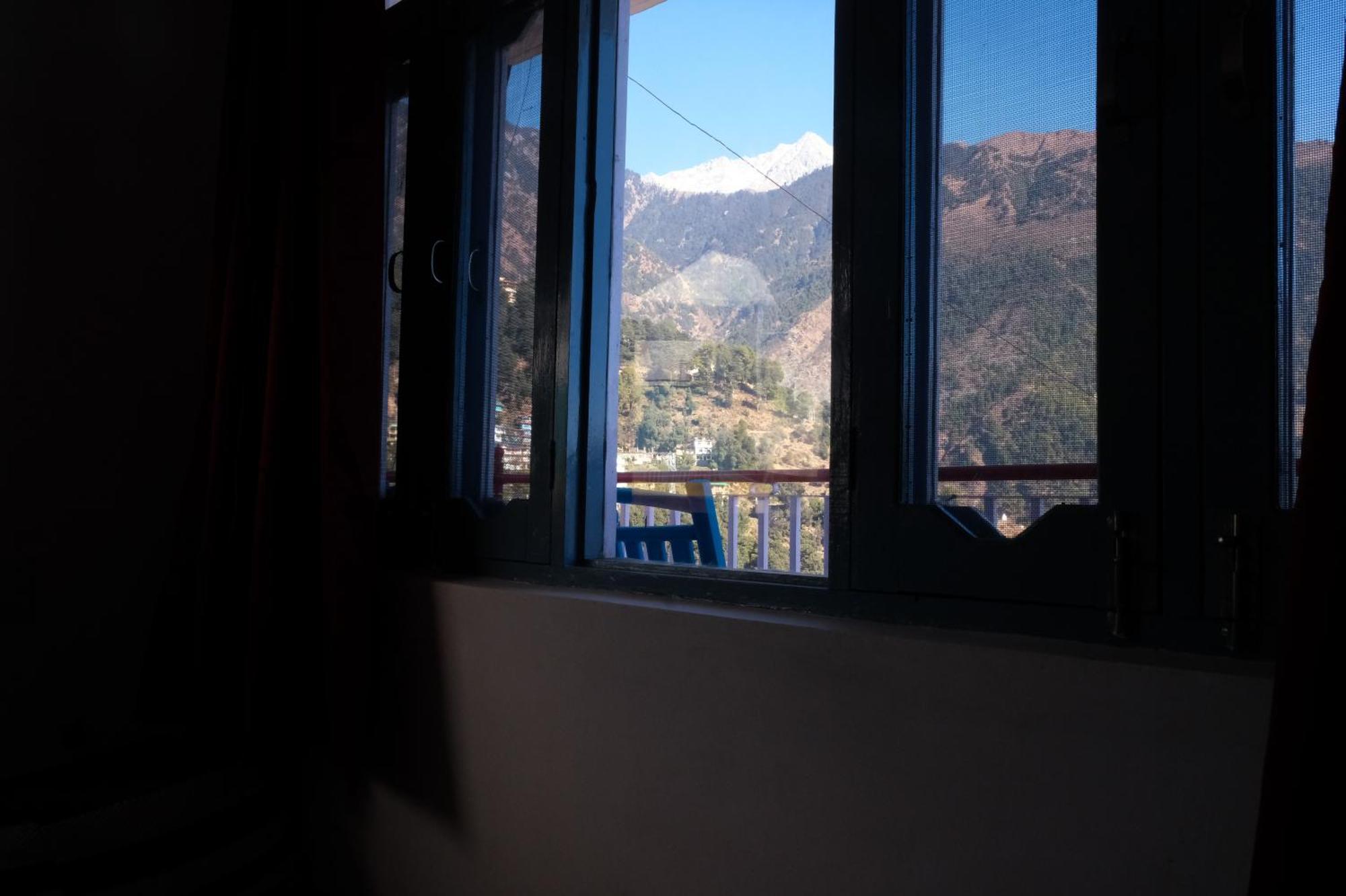 Mitra Mcleodganj Hostel McLeod Gandzs Kültér fotó