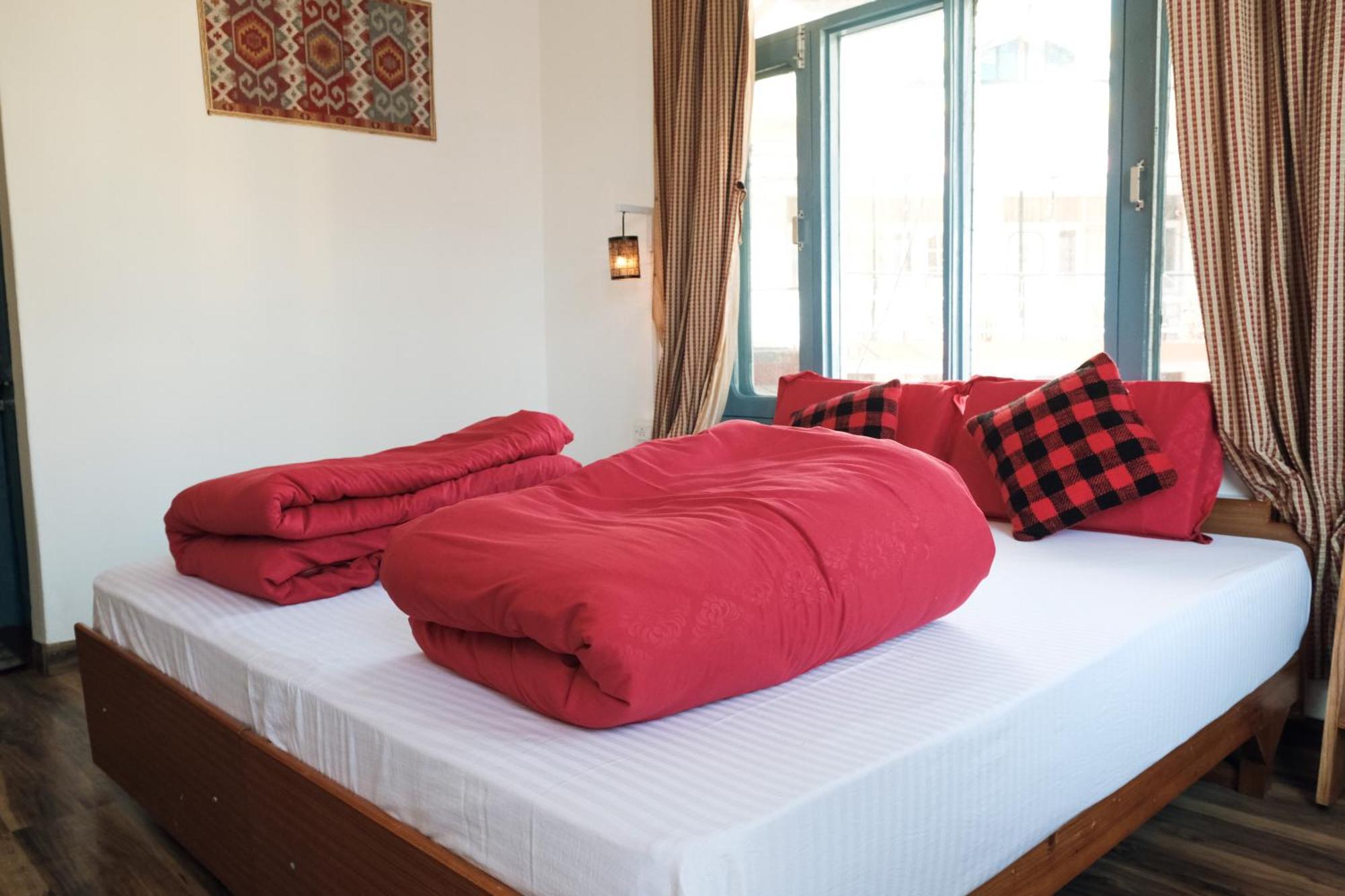 Mitra Mcleodganj Hostel McLeod Gandzs Kültér fotó
