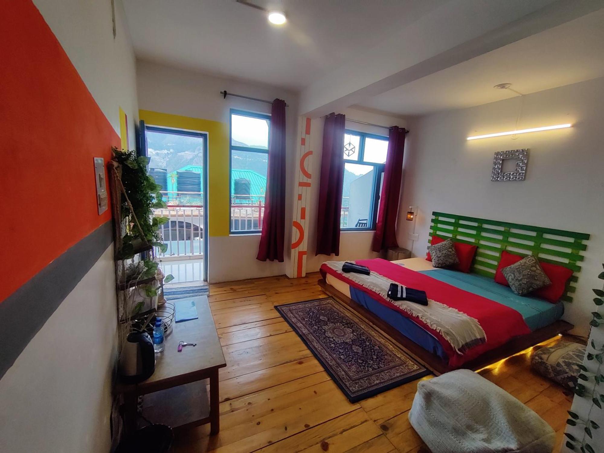 Mitra Mcleodganj Hostel McLeod Gandzs Kültér fotó